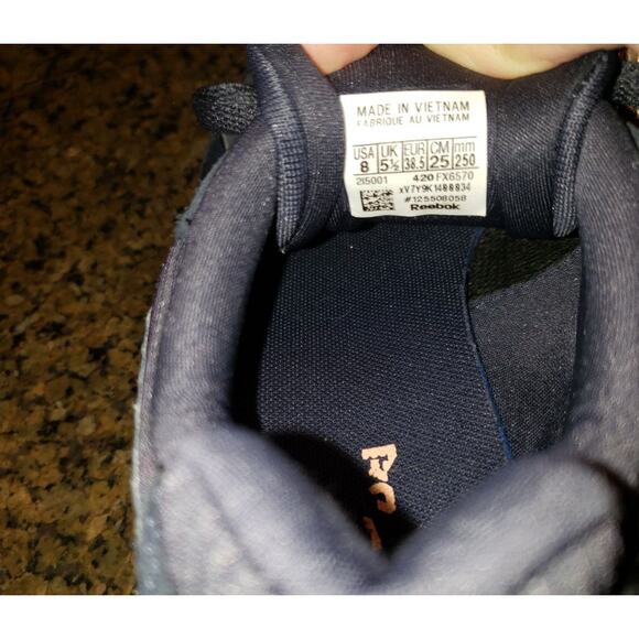 Reebok Classic Harman Women's 8 Blue Suede Leather Upper Running Shoe Sneakers - Picture 7 of 9